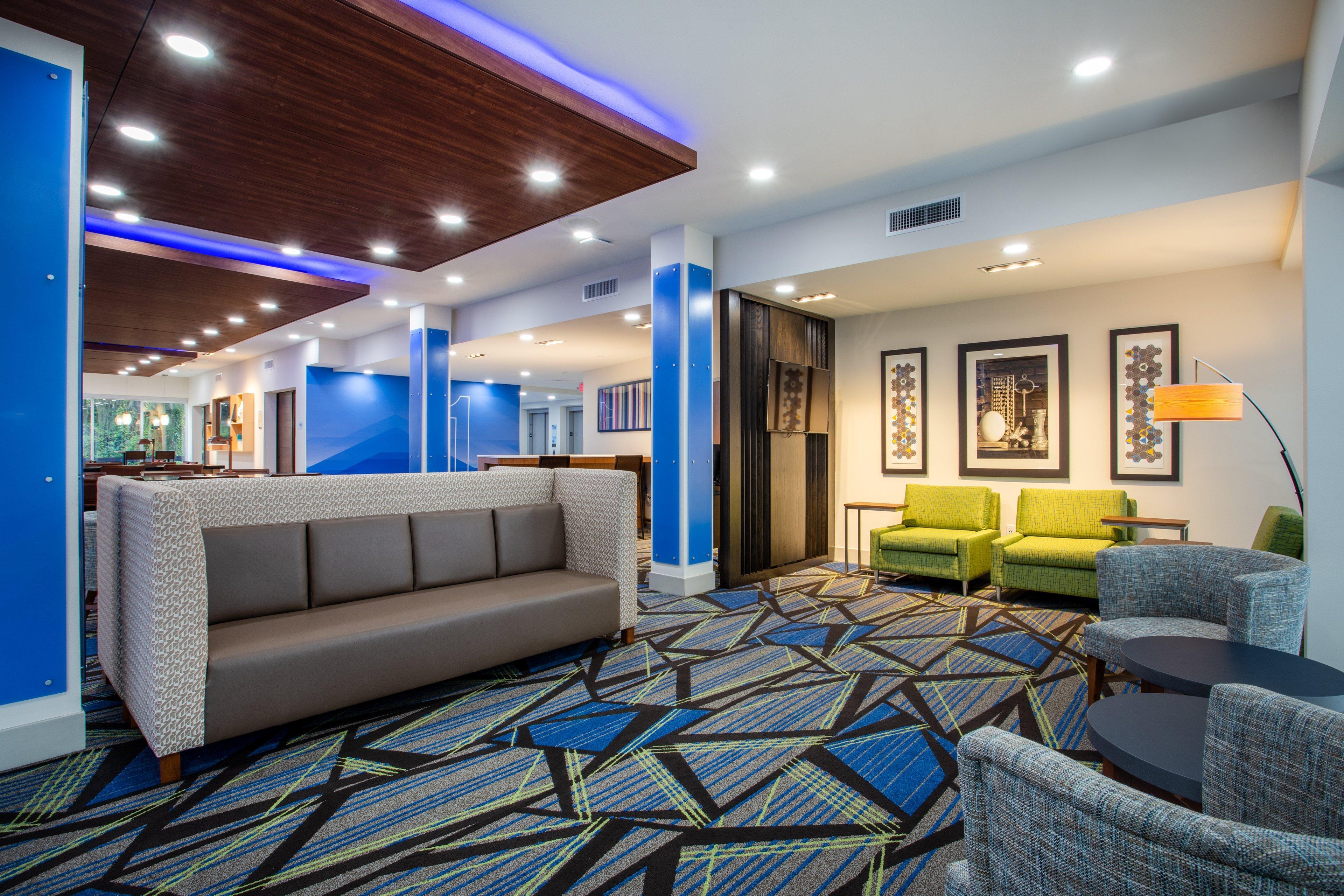 Holiday Inn Express & Suites - Deland South By Ihg Exterior photo