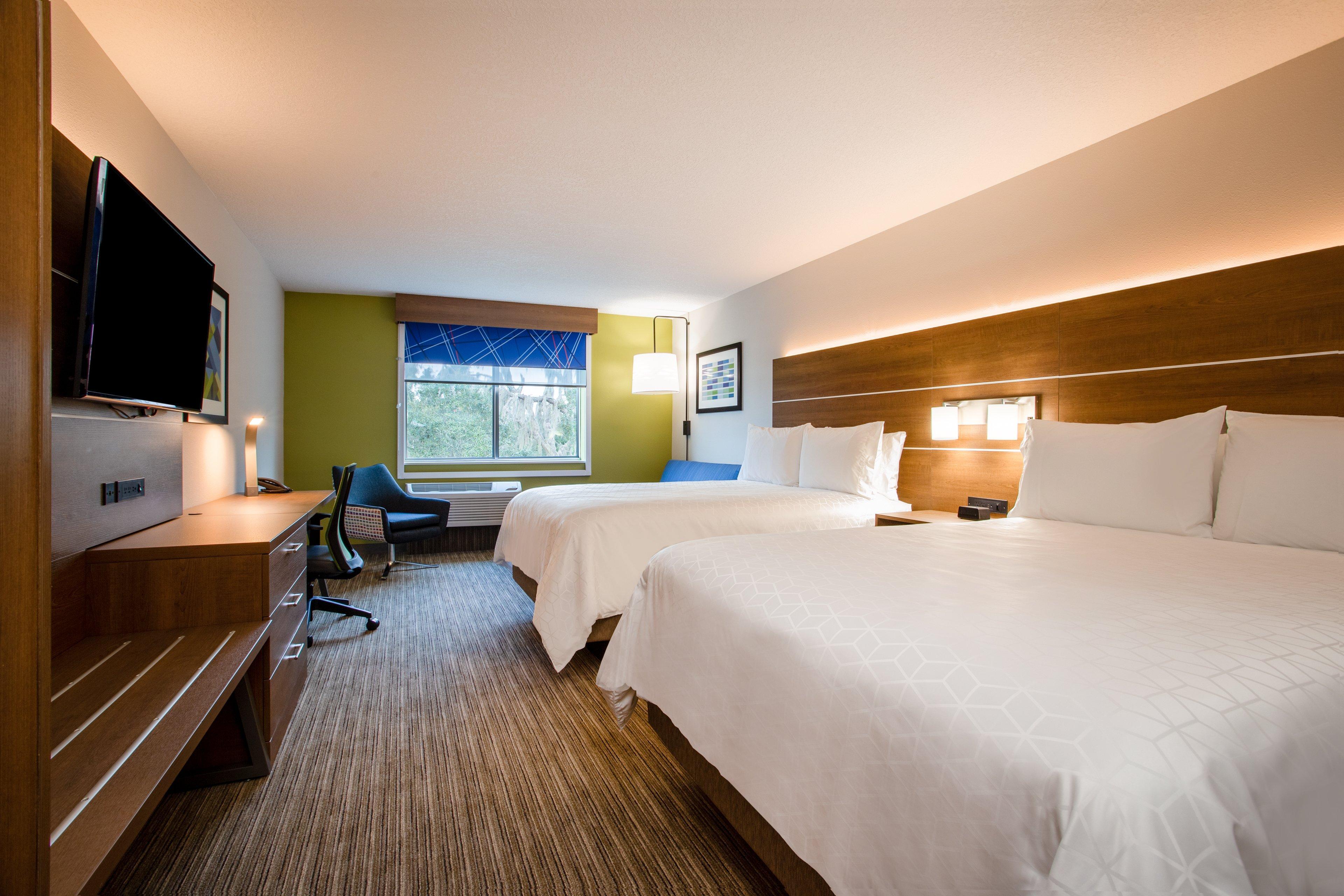 Holiday Inn Express & Suites - Deland South By Ihg Exterior photo